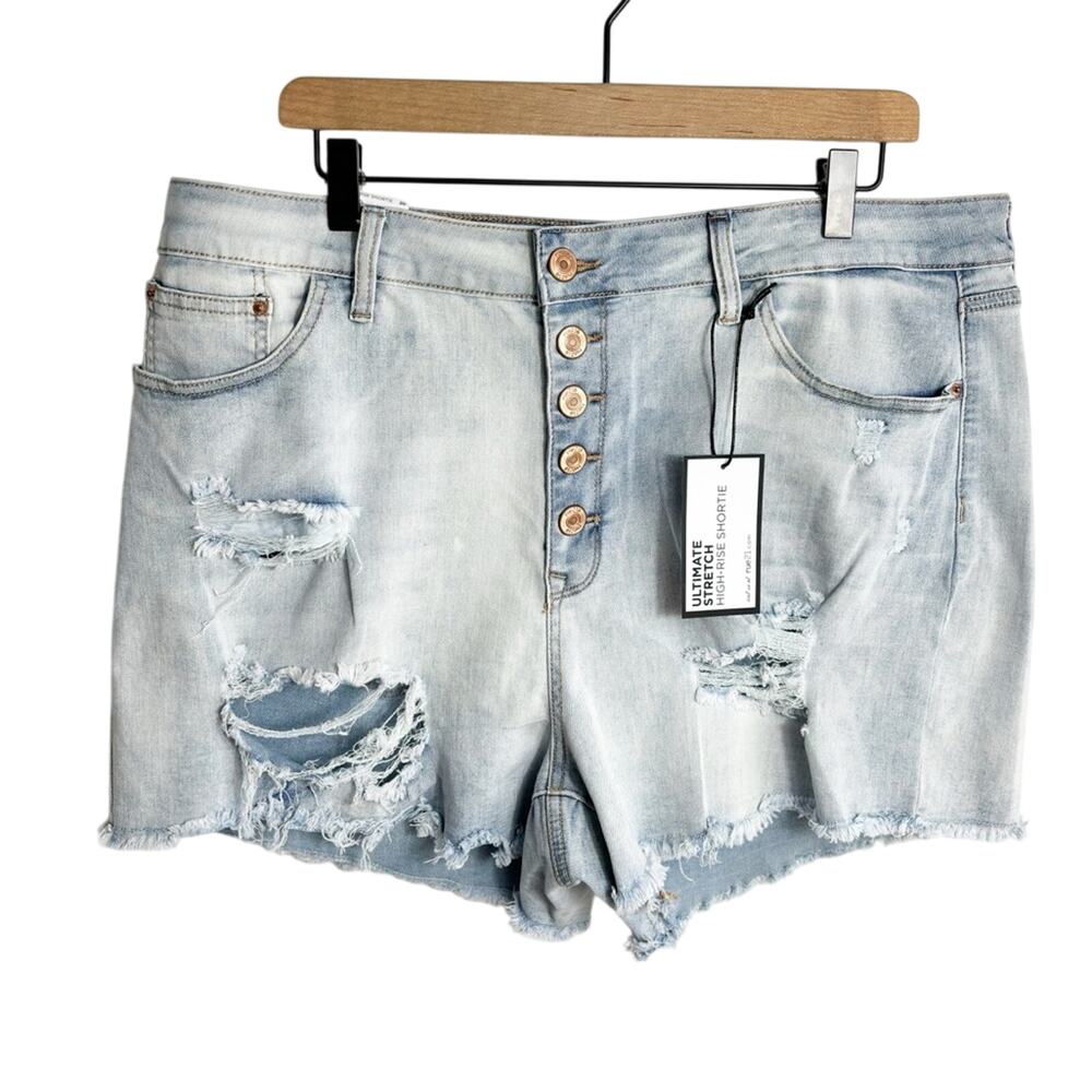 RUE21 HIGH WAISTED BLUE JEANS DISTRESSED WOMEN SHORTS SIZE 20 BRAND NEW WITH TAG